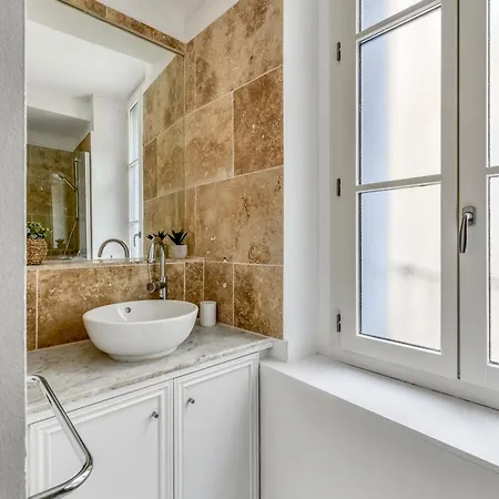 Apartment Le Coste - Free Parking - - Wifi -netflix