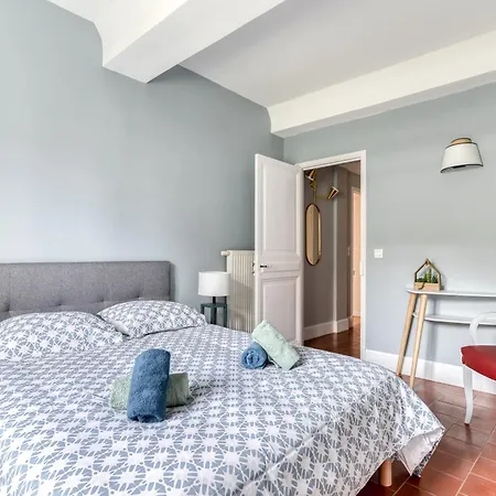 Apartment Le Coste - Free Parking - - Wifi -netflix