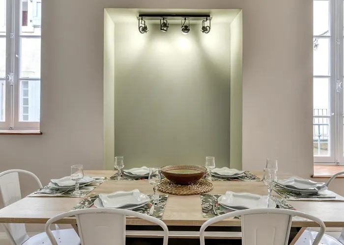 Le Coste - Free Parking - - Wifi -netflix Apartment *